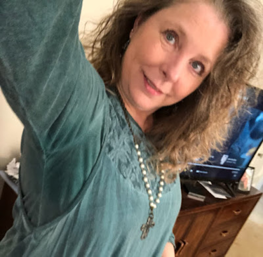Meet your Posher, Angela